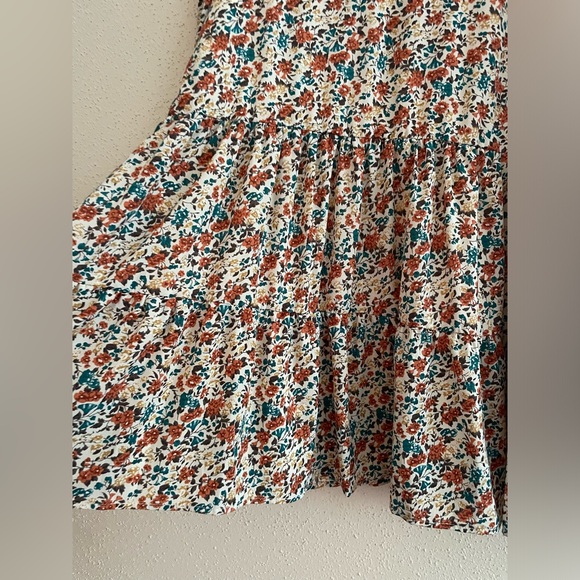 Pink Lily - Women’s Medium Floral Balloon Sleeve Ruffle Bottom Dress - Picture 7 of 15